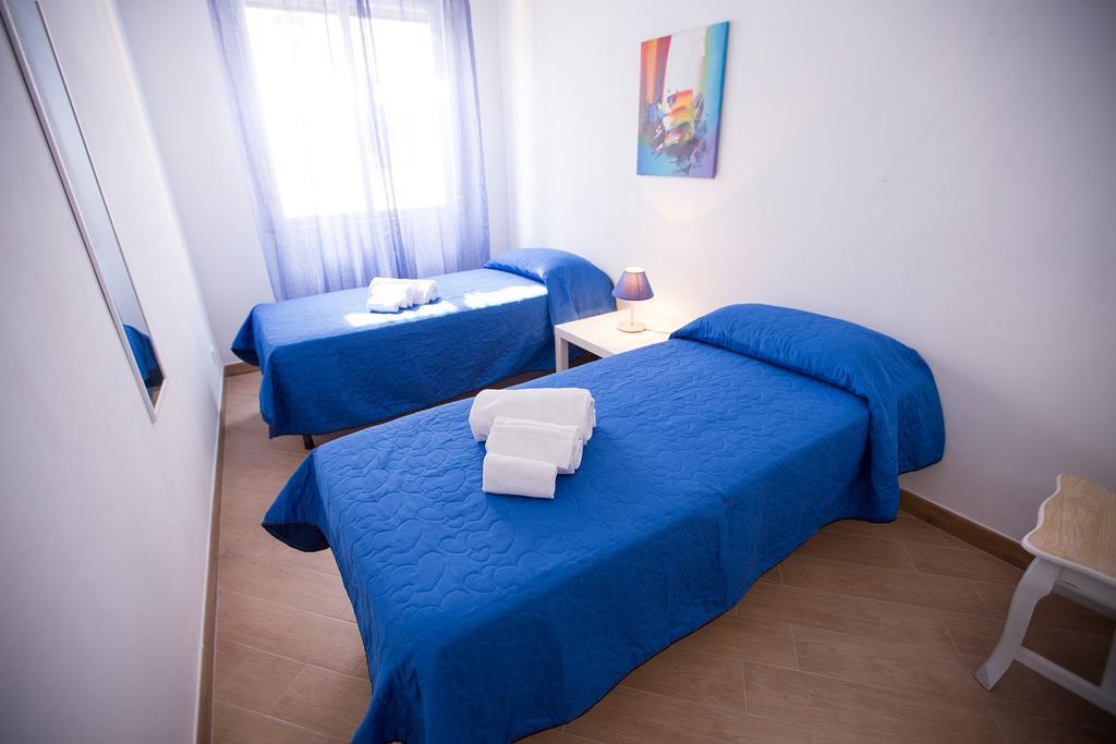 Appartamento Nettuno 카스텔라마레델골포 외부 사진